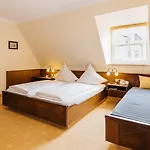 Hotel Klassik Am Tor 3*