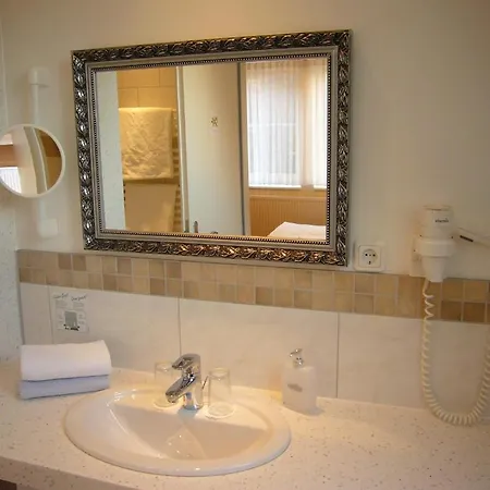 Hotel Klassik Hotel Am Tor 3*