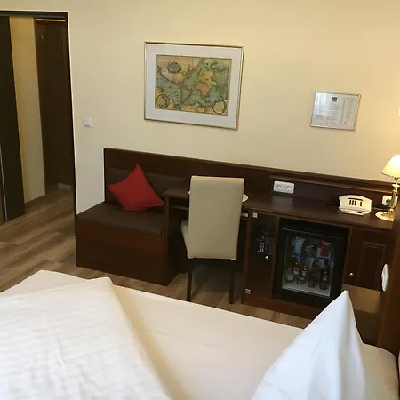 Klassik Hotel Am Tor 3*